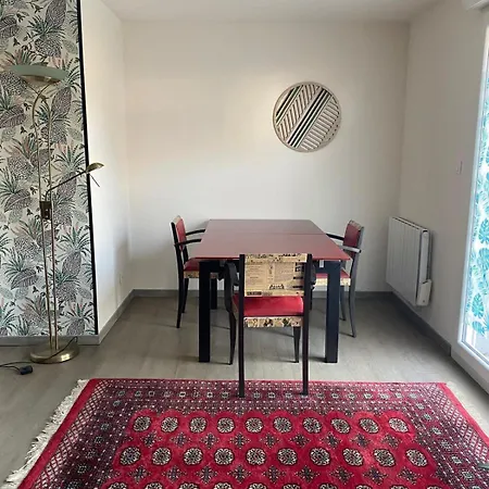 Lägenhet Ground Floor